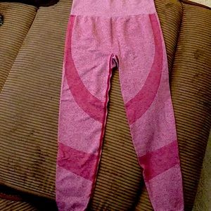 🌺VS Pink Seamless legging, NEVER WORN🌺